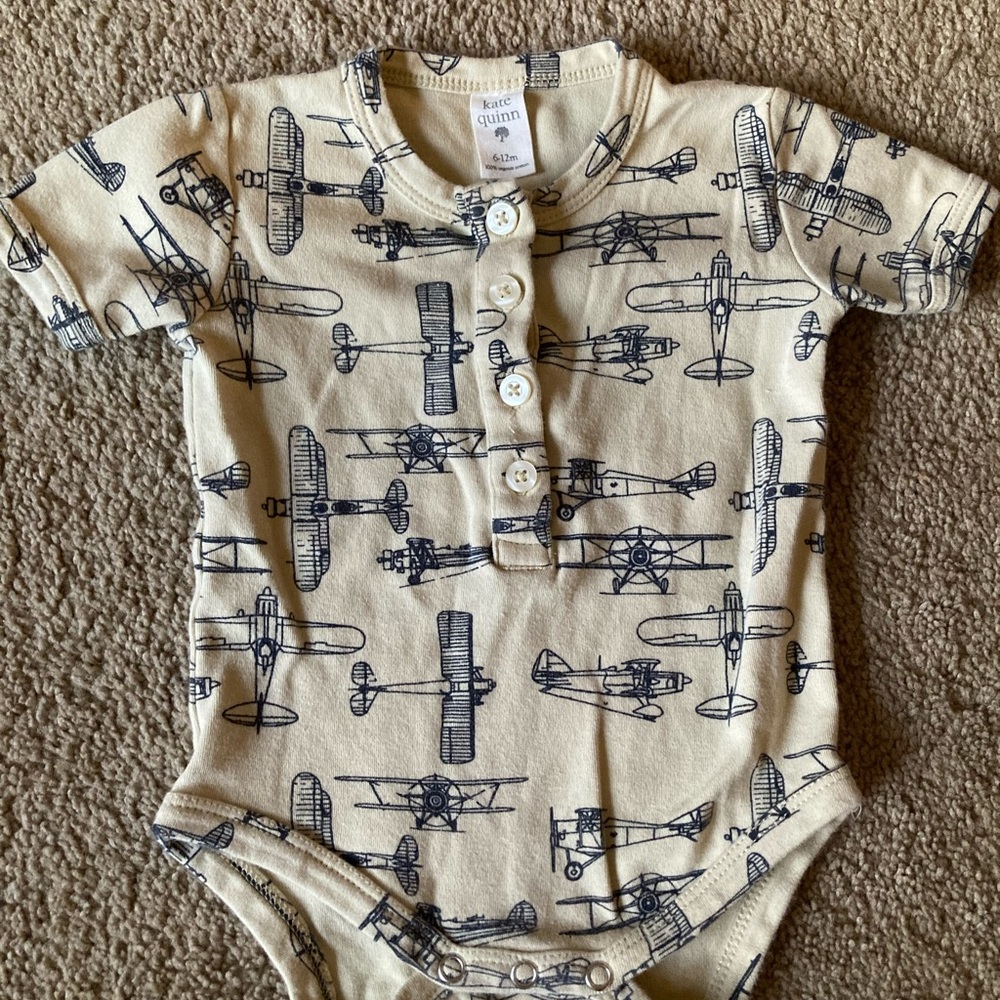 Kate Quinn 6-12M Airplane Onesie